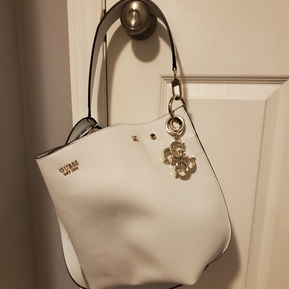 White Guess Purse - Picture 3 of 4